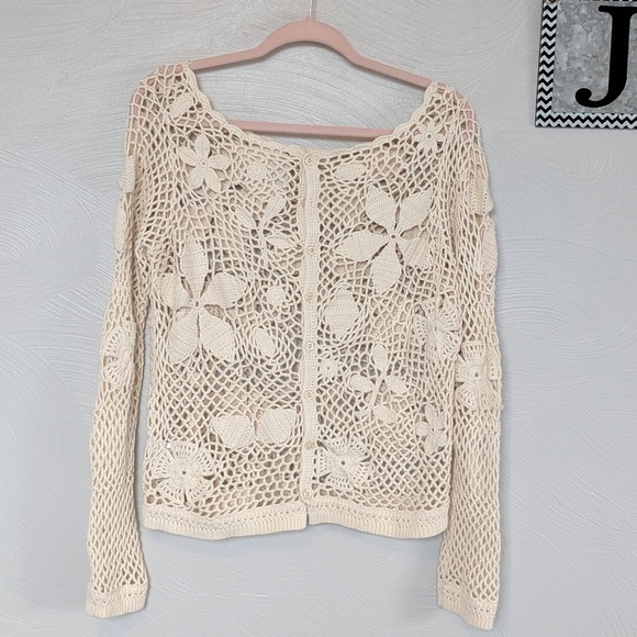 Anthropologie Sweaters - Anthro Angel of the North cream crochet sweater